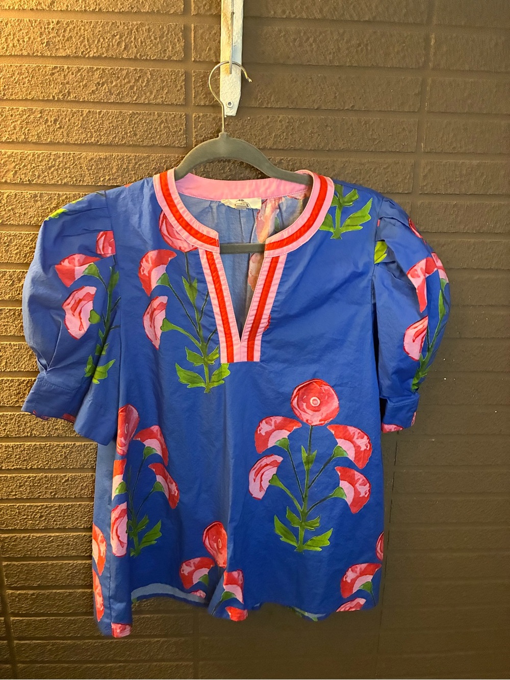 entro Blue Floral Puff-Sleeve Blouse with Pink Trim